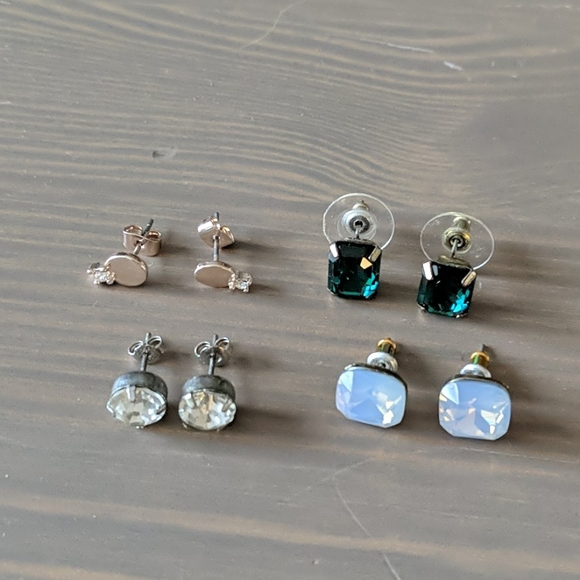 a new day Jewelry - Earrings bundle
